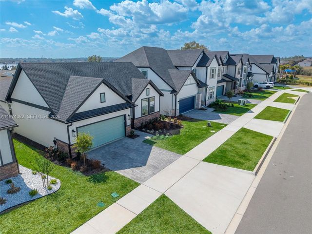 16966 Cedar Valley Cir, Clermont, FL 34711