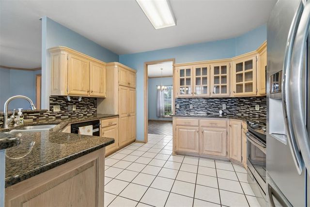 1413 Copperfield Drive, Edmond, OK 73003