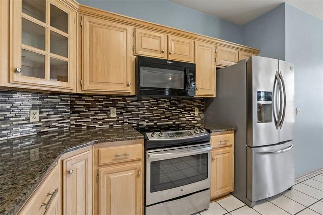 1413 Copperfield Drive, Edmond, OK 73003