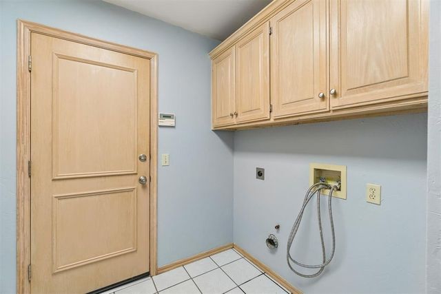 1413 Copperfield Drive, Edmond, OK 73003