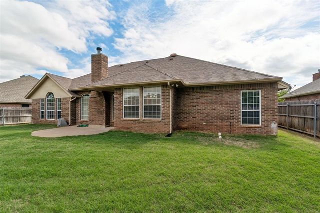 1413 Copperfield Drive, Edmond, OK 73003