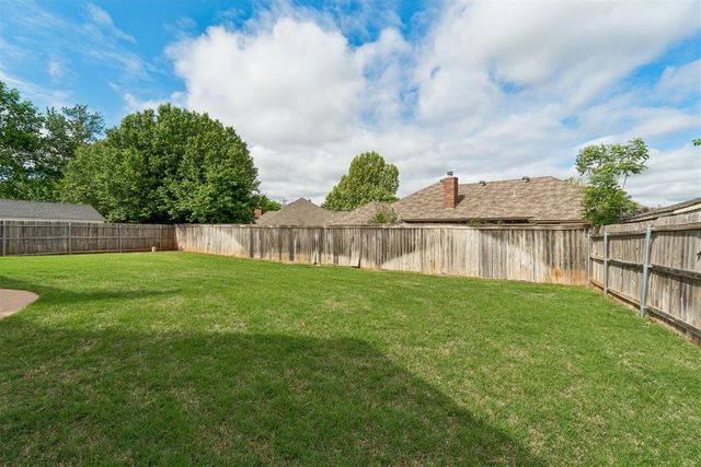 1413 Copperfield Drive, Edmond, OK 73003