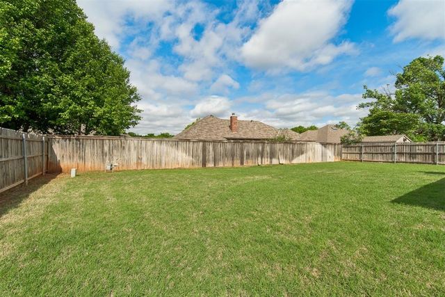 1413 Copperfield Drive, Edmond, OK 73003