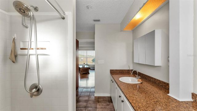 3120 SHADY OAK DRIVE E, Lakeland, FL 33810