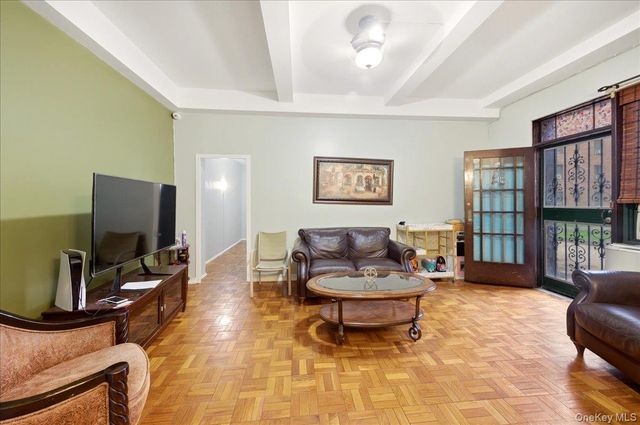 1561 Metropolitan Avenue TB, Bronx, NY 10462