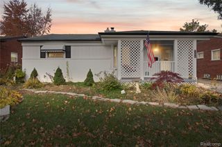 31670 Mackenzie Drive, Westland, MI 48185