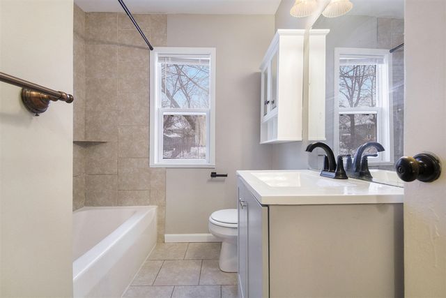 942-944 Sherman Street, Grand Rapids, MI 49506