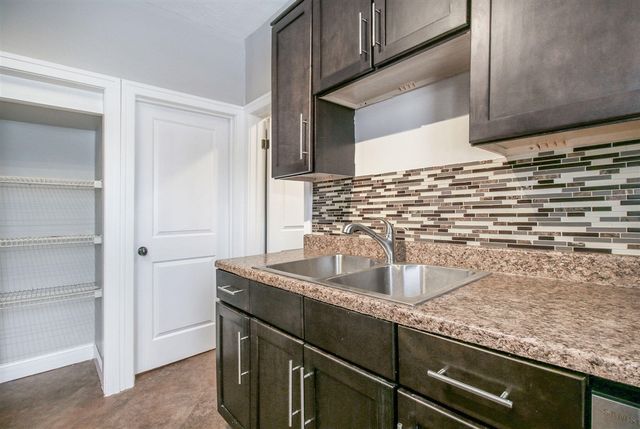 942-944 Sherman Street, Grand Rapids, MI 49506