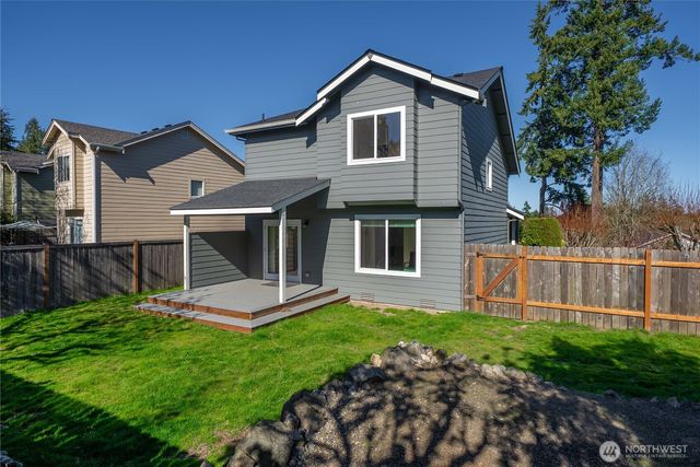 11003 Pansy Place NW, Silverdale, WA 98383