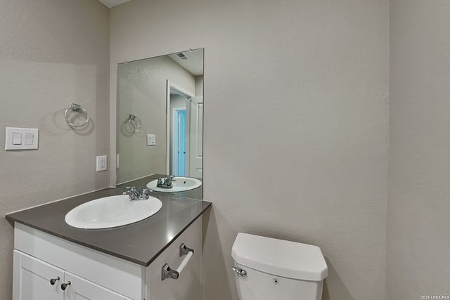 205 Free Waters, Seguin, TX 78155
