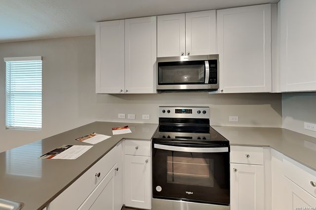 205 Free Waters, Seguin, TX 78155