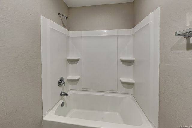205 Free Waters, Seguin, TX 78155