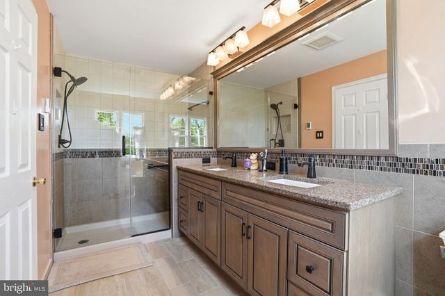 667 BIRCH CIR, Telford, PA 18969