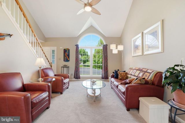 667 BIRCH CIR, Telford, PA 18969