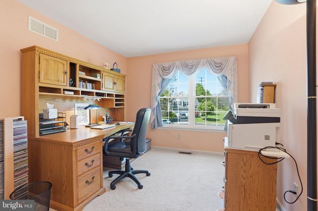 667 BIRCH CIR, Telford, PA 18969
