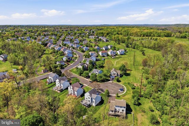 667 BIRCH CIR, Telford, PA 18969