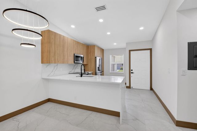 8901 Windtree Street, Boca Raton, FL 33496