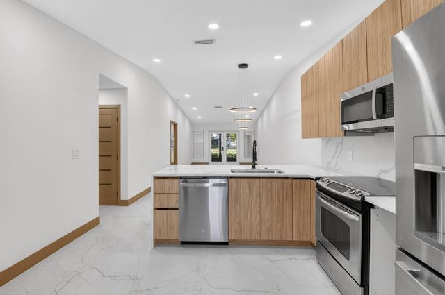 8901 Windtree Street, Boca Raton, FL 33496