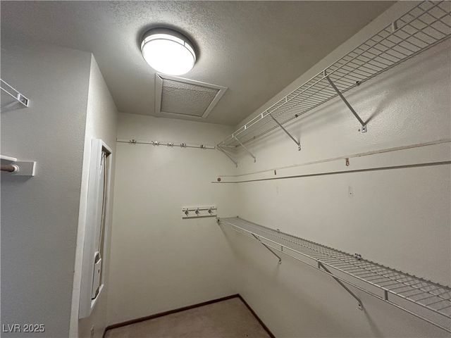 5915 Laredo Street, Las Vegas, NV 89146