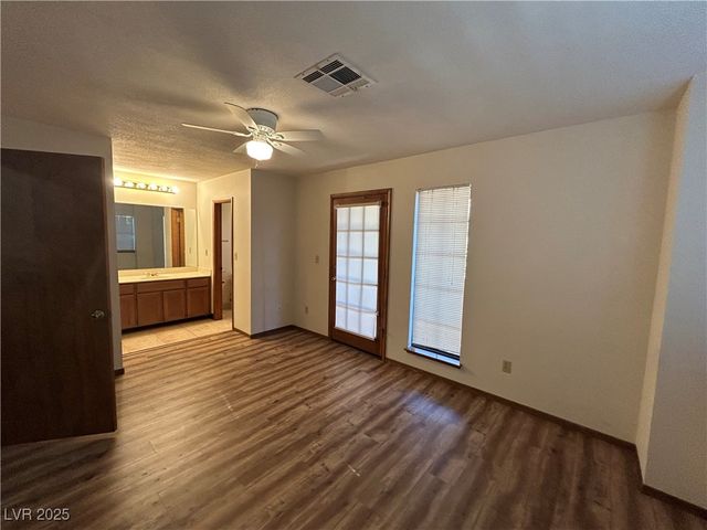 5915 Laredo Street, Las Vegas, NV 89146