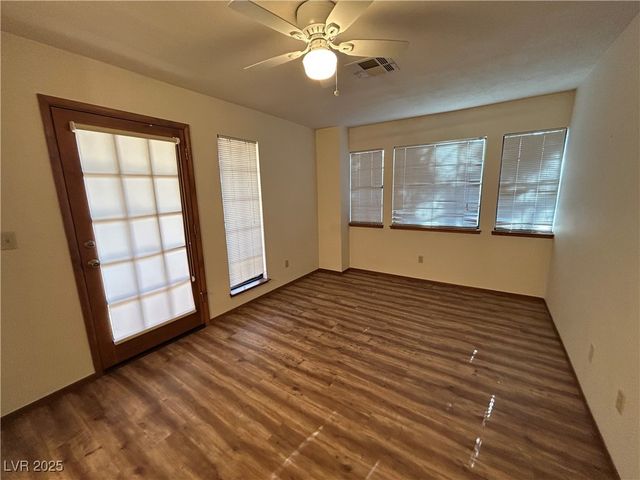 5915 Laredo Street, Las Vegas, NV 89146