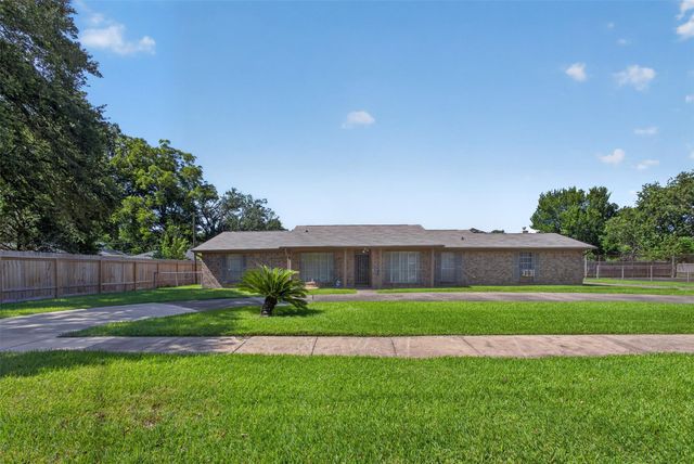 5010 Bricker Street, Houston, TX 77033