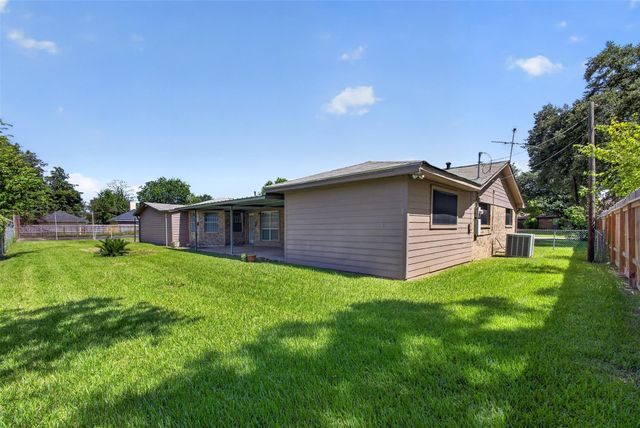 5010 Bricker Street, Houston, TX 77033