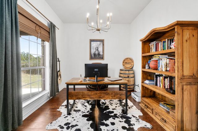 11201 W Cave BLVD, Dripping Springs, TX 78620