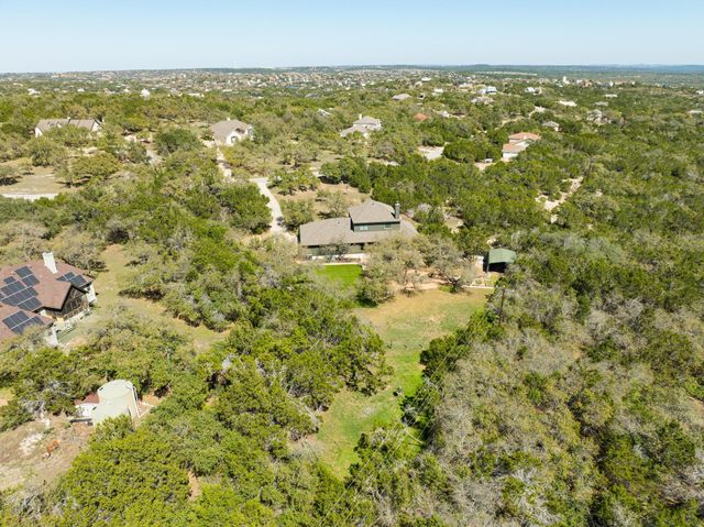 11201 W Cave BLVD, Dripping Springs, TX 78620