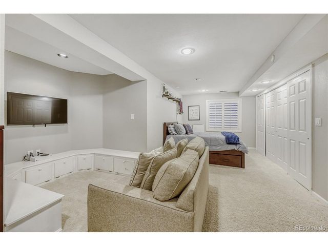 3423 Meadow Creek Pl, Highlands Ranch, CO 80126