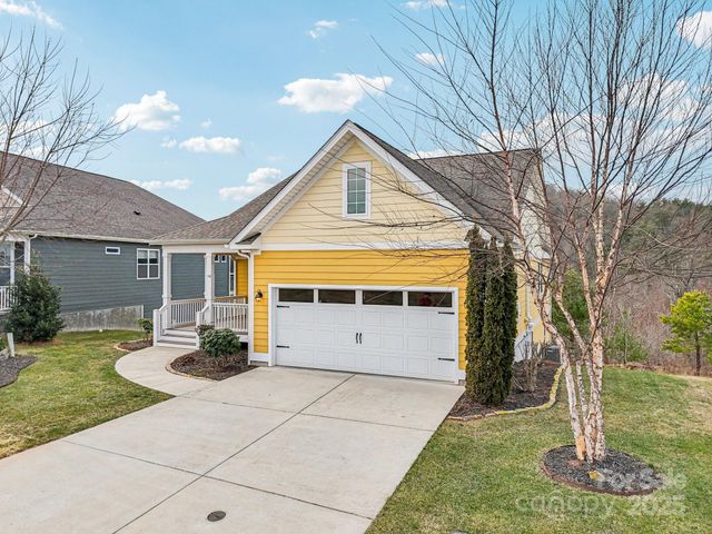 14 Rose Creek Road, Leicester, NC 28748