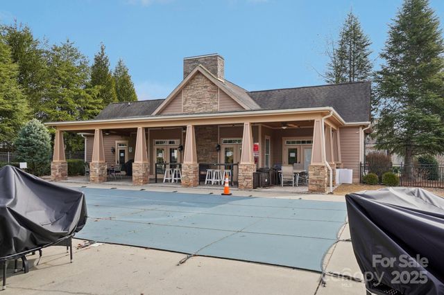 14 Rose Creek Road, Leicester, NC 28748