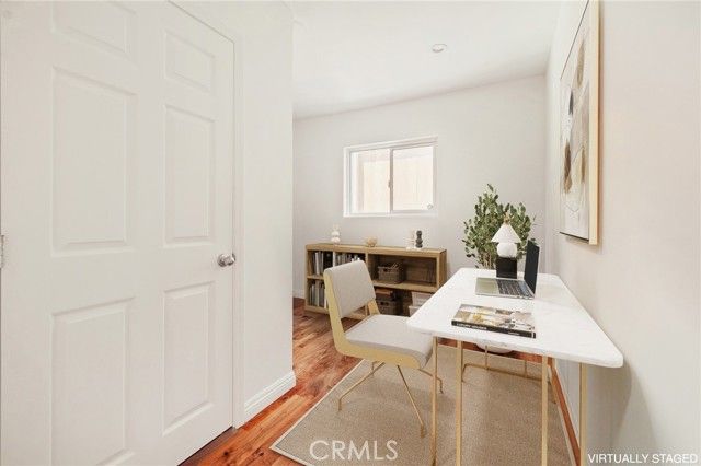 1918 11th Street D, Santa Monica, CA 90404