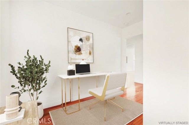 1918 11th Street D, Santa Monica, CA 90404