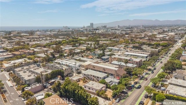1918 11th Street D, Santa Monica, CA 90404