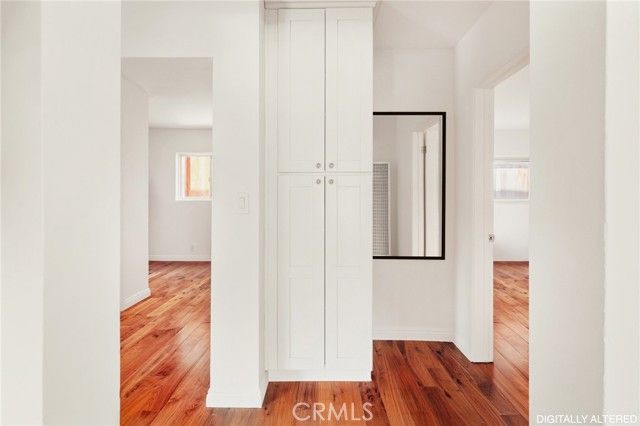 1918 11th Street D, Santa Monica, CA 90404