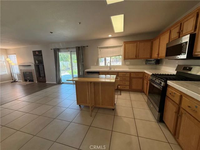 15188 Wright Court, Fontana, CA 92336