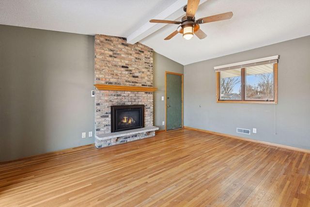 11441 Galtier Drive, Burnsville, MN 55337