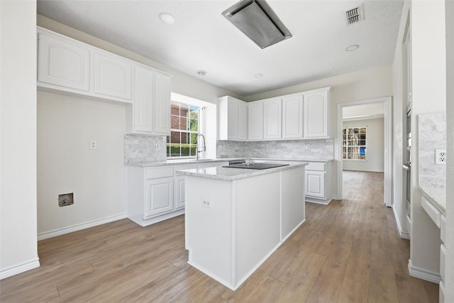 720 Cliffmoor Drive, Keller, TX 76248