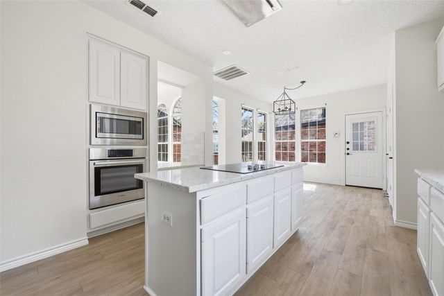 720 Cliffmoor Drive, Keller, TX 76248