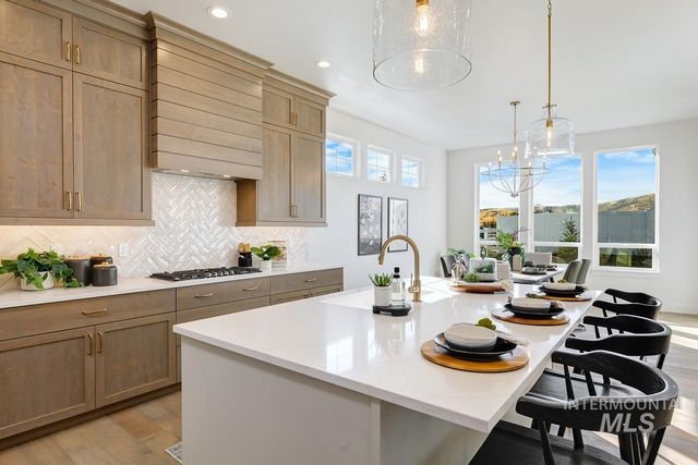 21797 Big Wood Way, Star, ID 83669
