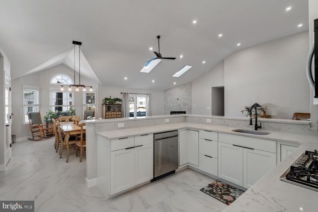 148 COMPASS ROAD, Manahawkin, NJ 08050