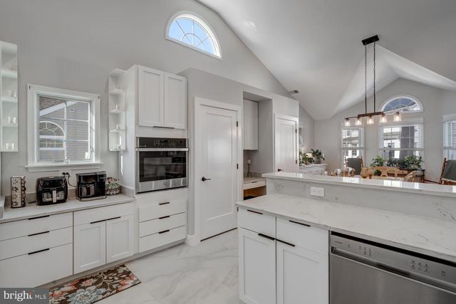 148 COMPASS ROAD, Manahawkin, NJ 08050