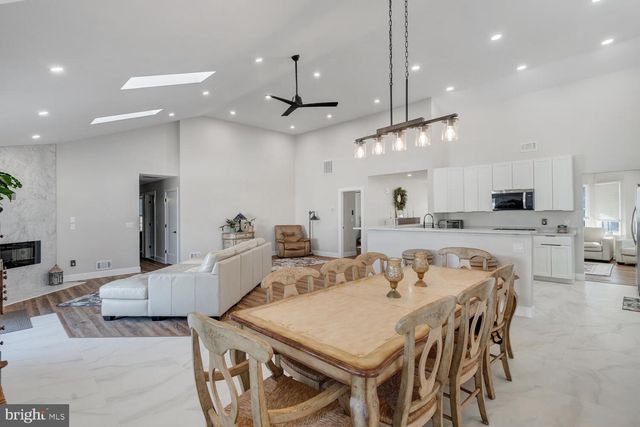 148 COMPASS ROAD, Manahawkin, NJ 08050