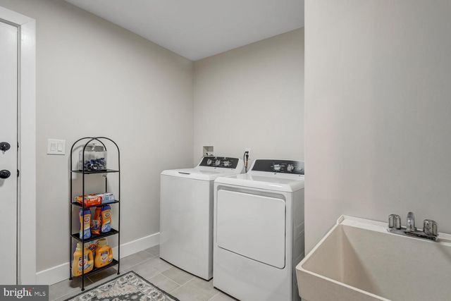 148 COMPASS ROAD, Manahawkin, NJ 08050