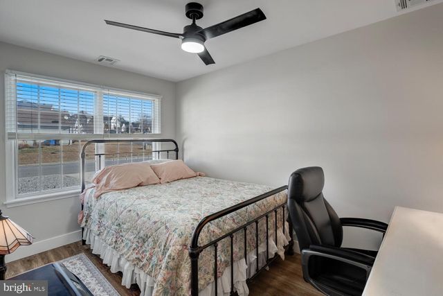 148 COMPASS ROAD, Manahawkin, NJ 08050