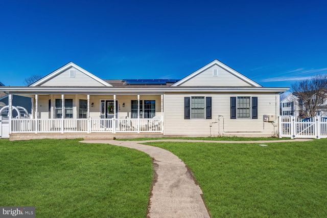 148 COMPASS ROAD, Manahawkin, NJ 08050