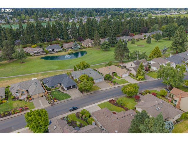 590 SNEAD Dr N, Keizer, OR 97303