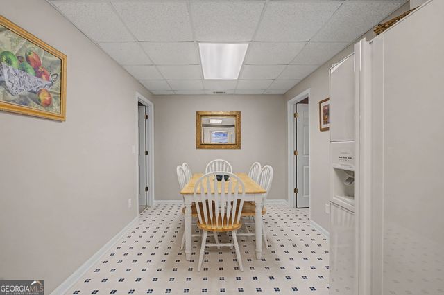 602 Bayberry Point, Canton, GA 30115