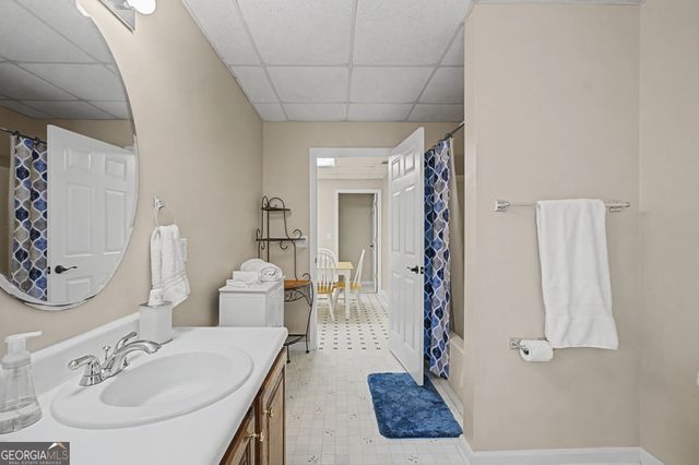 602 Bayberry Point, Canton, GA 30115